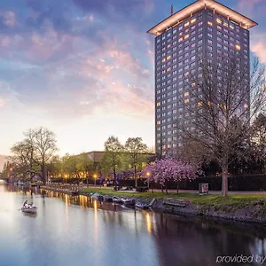 https://okura.zandvoort-hotels.com